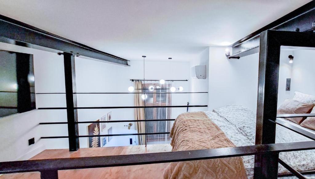 Lion Apartments - Premium Studio With Balcony Krakow Bagian luar foto