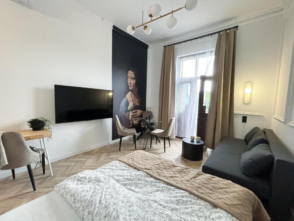 Lion Apartments - Premium Studio With Balcony Krakow Bagian luar foto