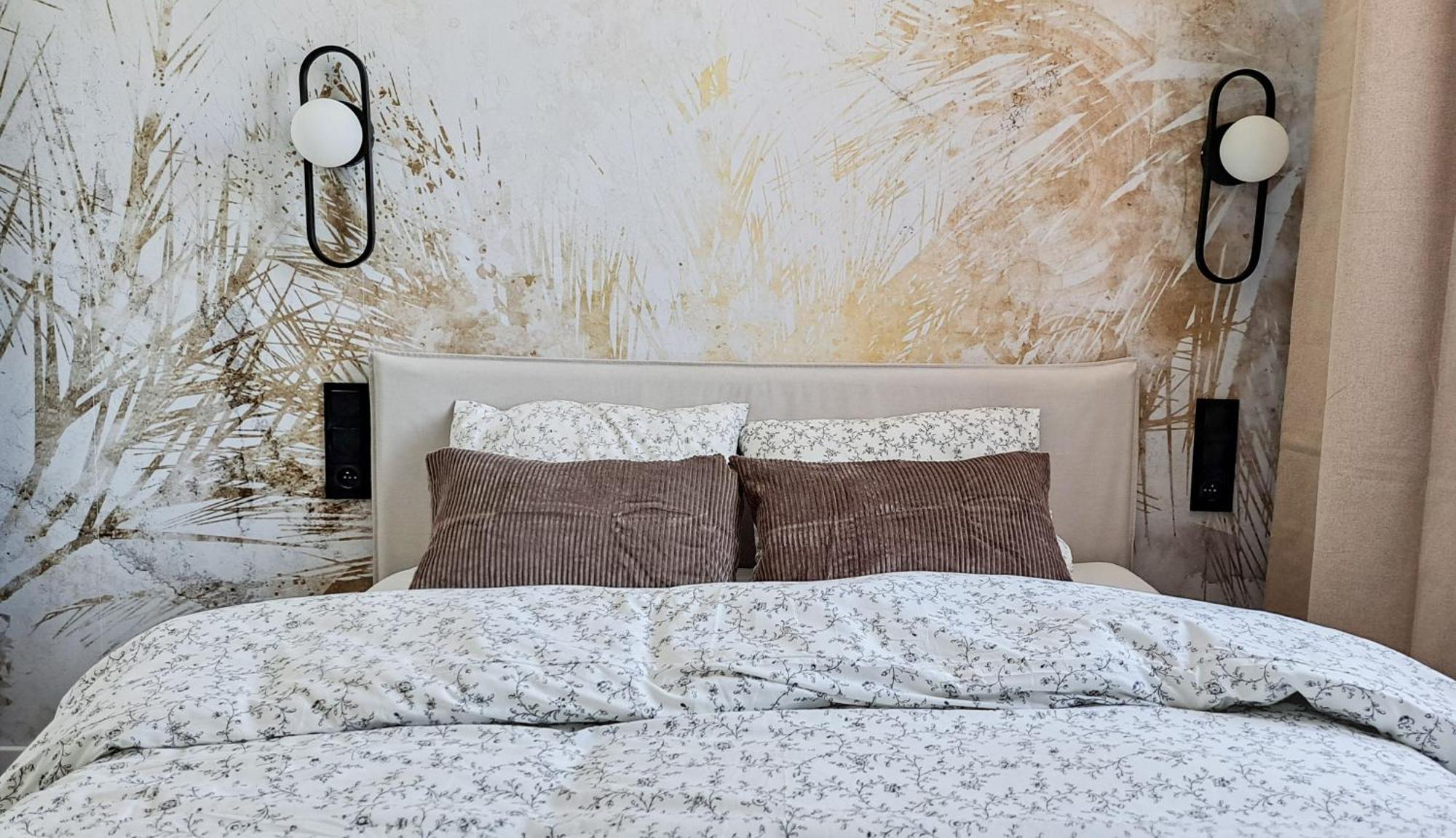 Lion Apartments - Premium Studio With Balcony Krakow Bagian luar foto