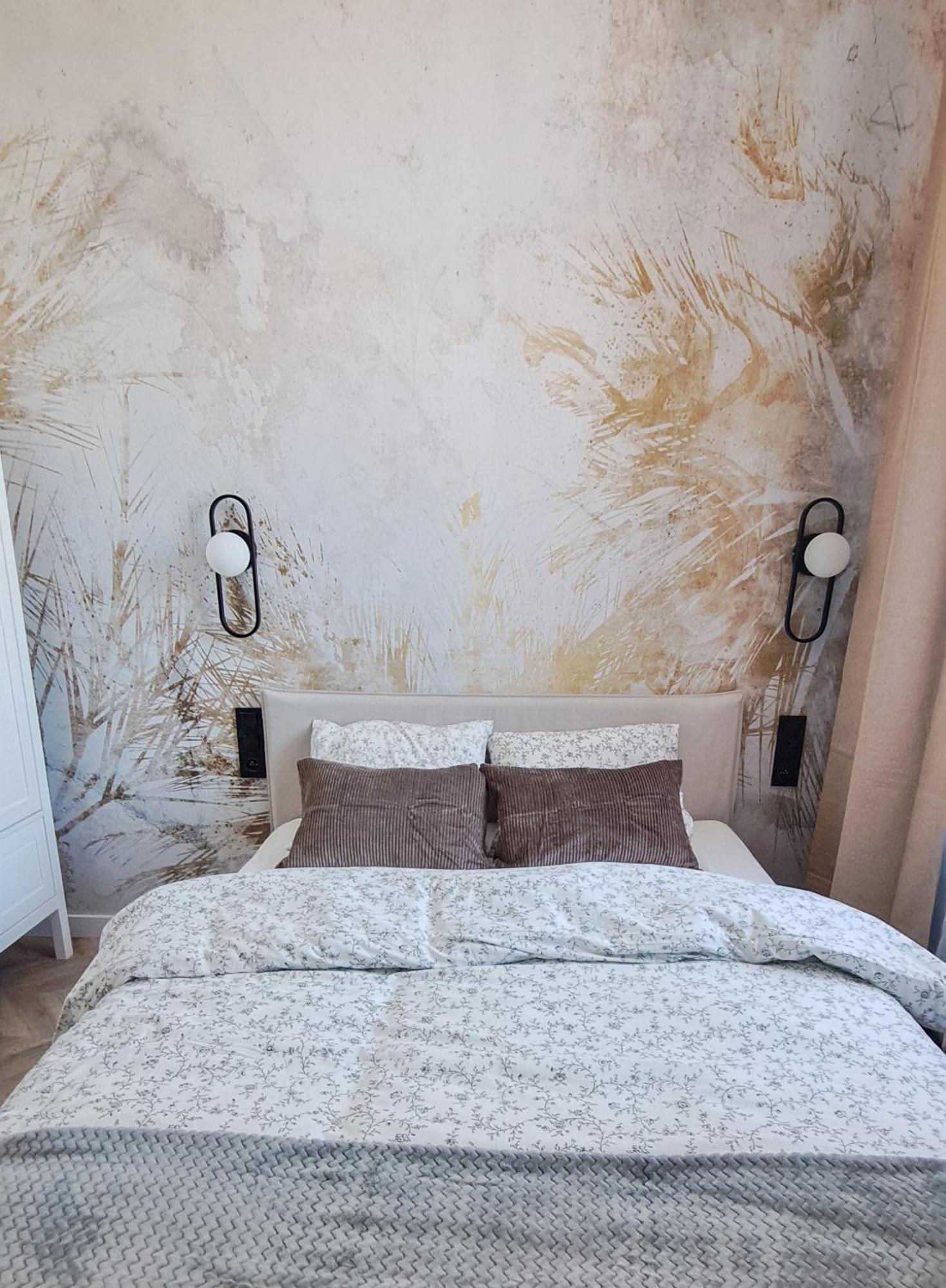 Lion Apartments - Premium Studio With Balcony Krakow Bagian luar foto